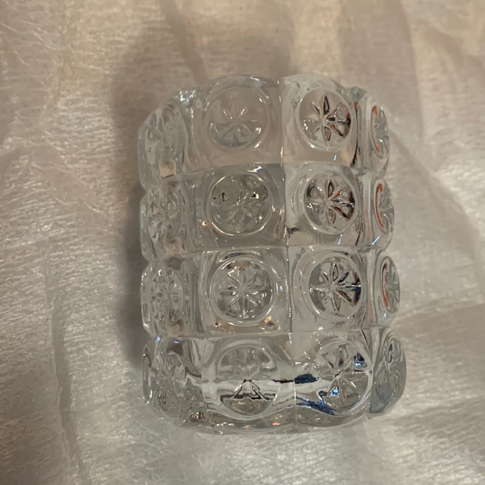 Snowflake design candle decor holder